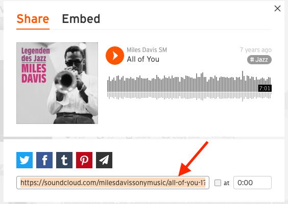Highlight the track's link and copy it from the “Share” popup window