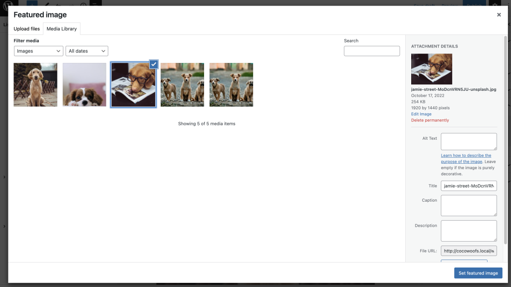 Adding a featured image